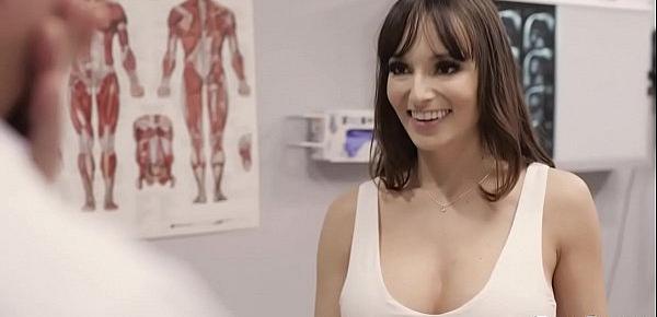  lucky doctor fucking lexi lunas milf pussy in his officer